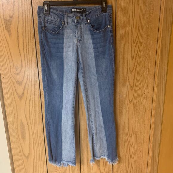 Dollhouse Farrah Fray Cropped Splice Blue Jeans Two Toned Size 5 Distressed - Picture 1 of 12